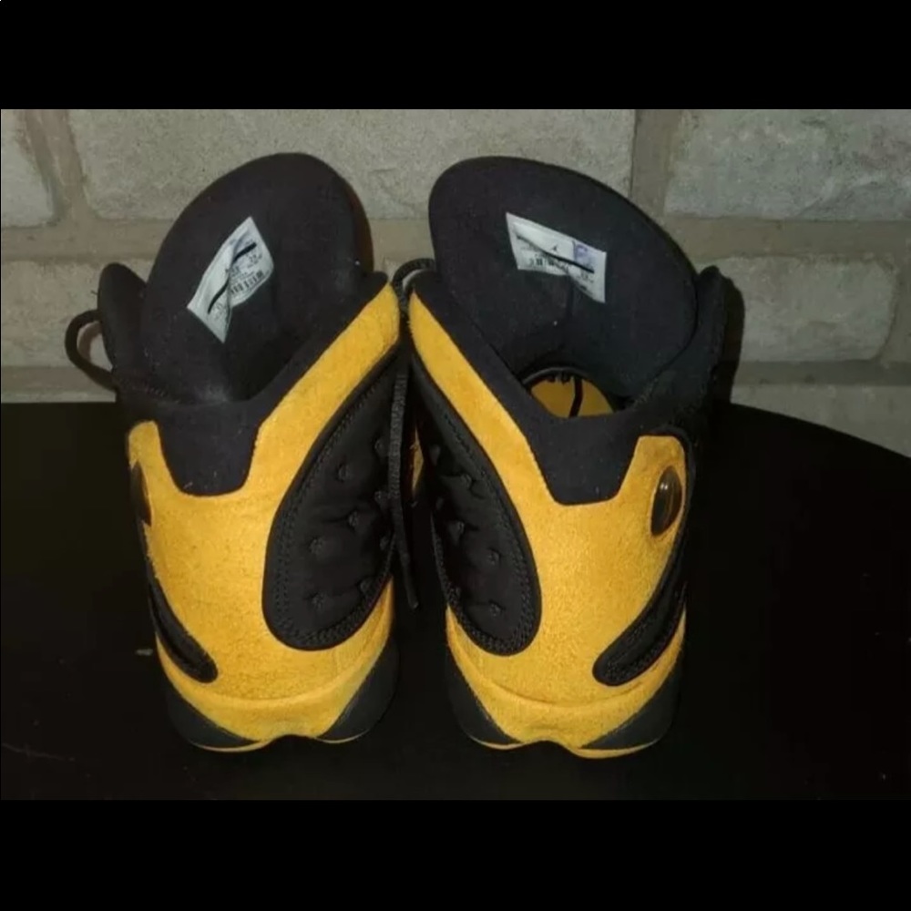 Jordan 13s size 11 stay melo